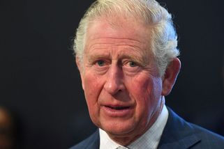 Občanství a titul za dar pro Charlesovu nadaci? Královská rodina řeší další skandál - Novinky